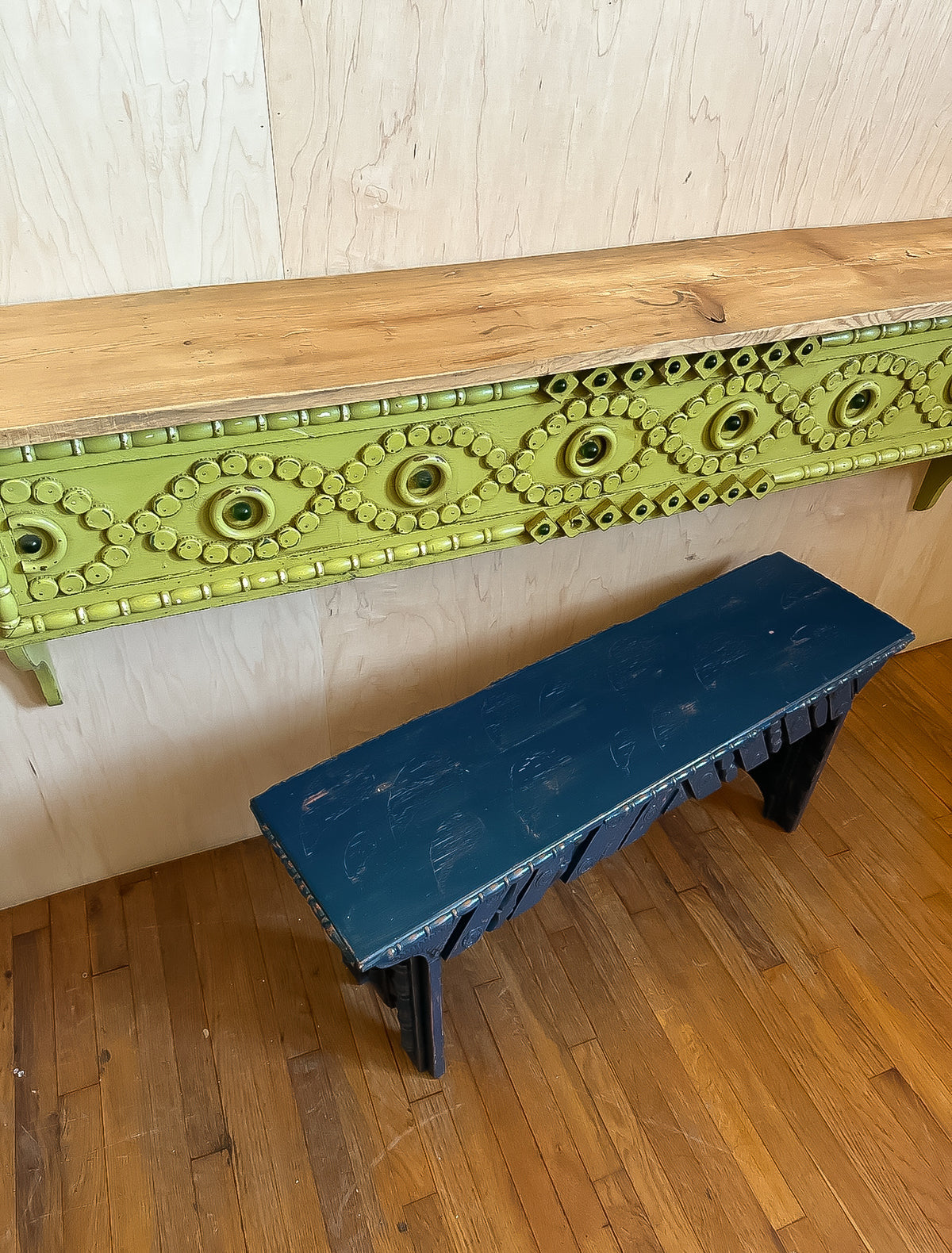Folk Art Wall Box Ledge
